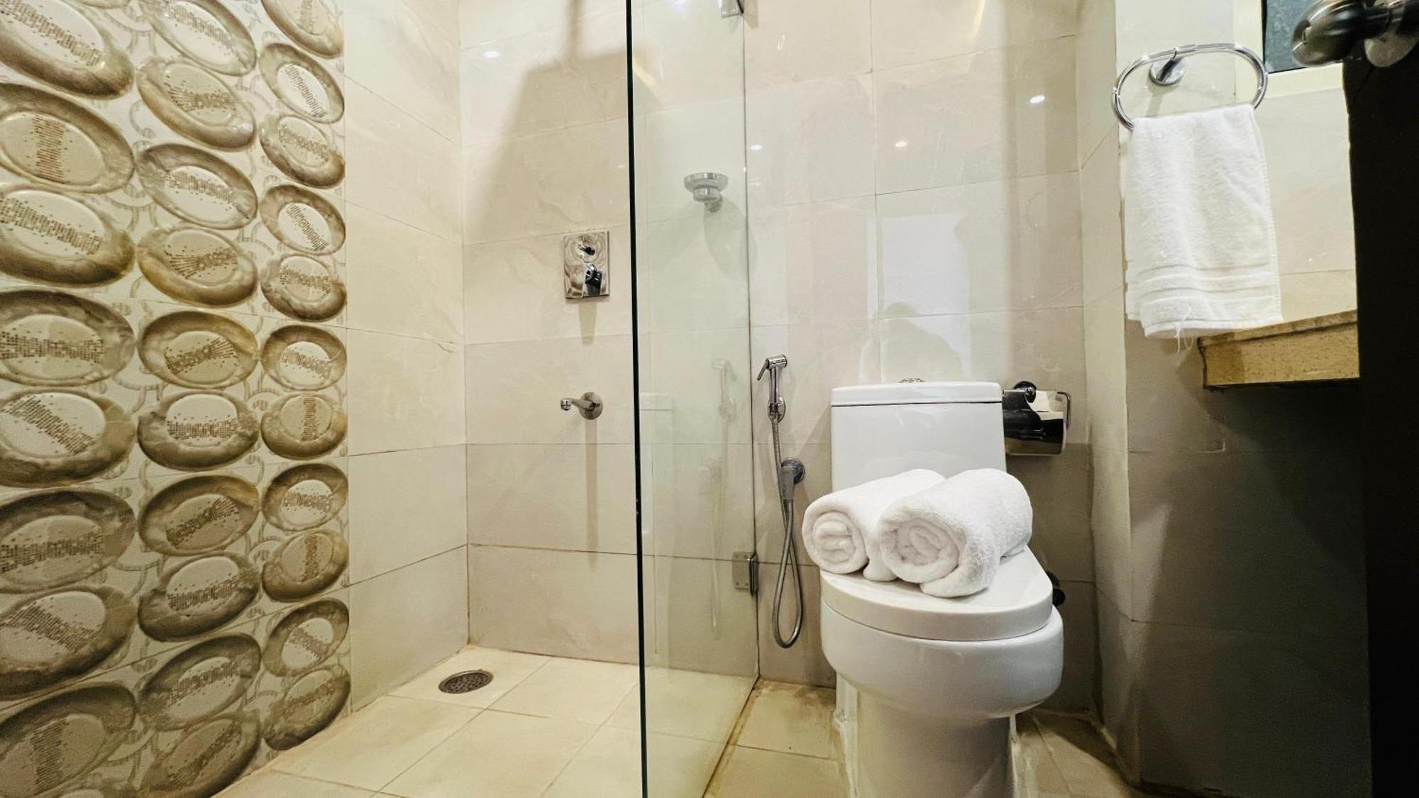 Bluo Amani Vagator - Boutique Hotel Goa 安君纳 客房 照片